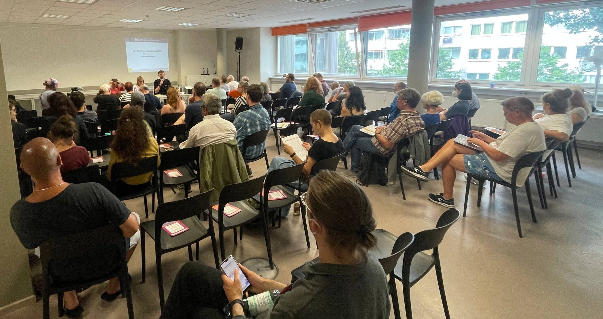 Schulung zum neuen Mietspiegel von Berliner Mieterverein und Berliner Bündnis gegen Vonovia und Co